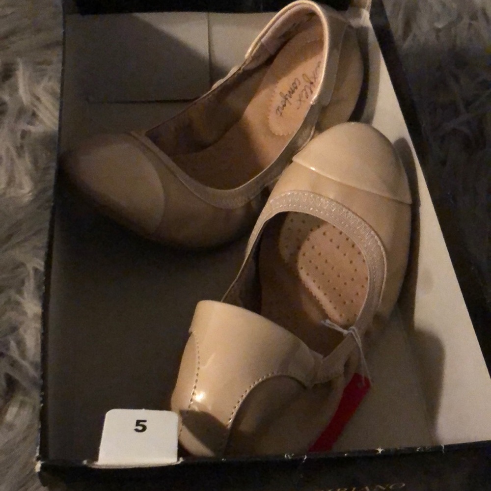 Dexflex Comfort Flats